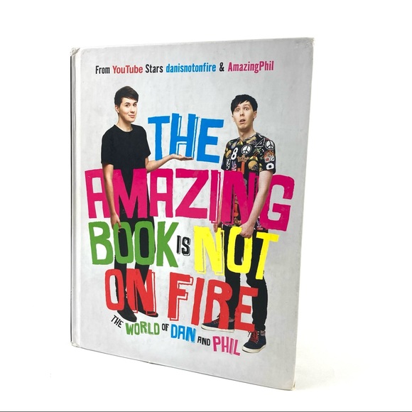 The Amazing Book is Not on Fire. The World of Dan and Phil. - Picture 1 of 9